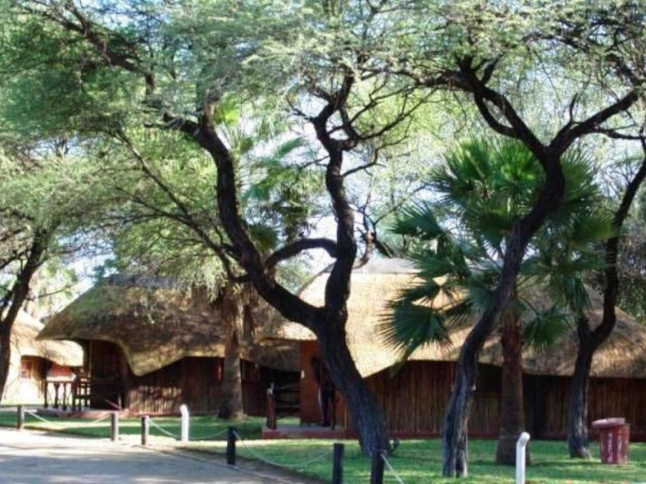Ombinda Country Lodge Outjo Zewnętrze zdjęcie