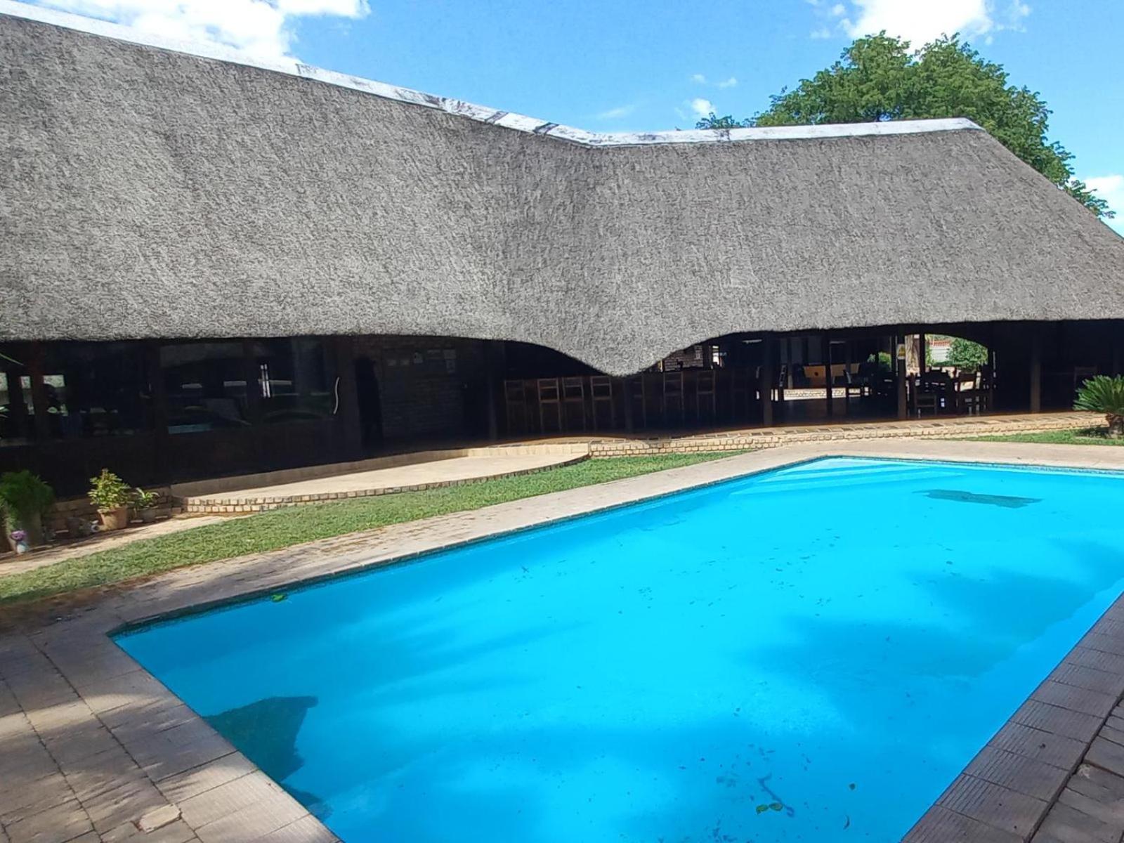 Ombinda Country Lodge Outjo Zewnętrze zdjęcie